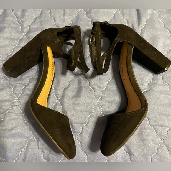 Christian Siriano Women's Kam Black Criss-Cross Pump Heel Shoes 5-1/2 Medium - Picture 6 of 12